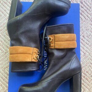 Stuart Weitzman Ankle Boot. Size 7.5US. Brand New - Never worn.